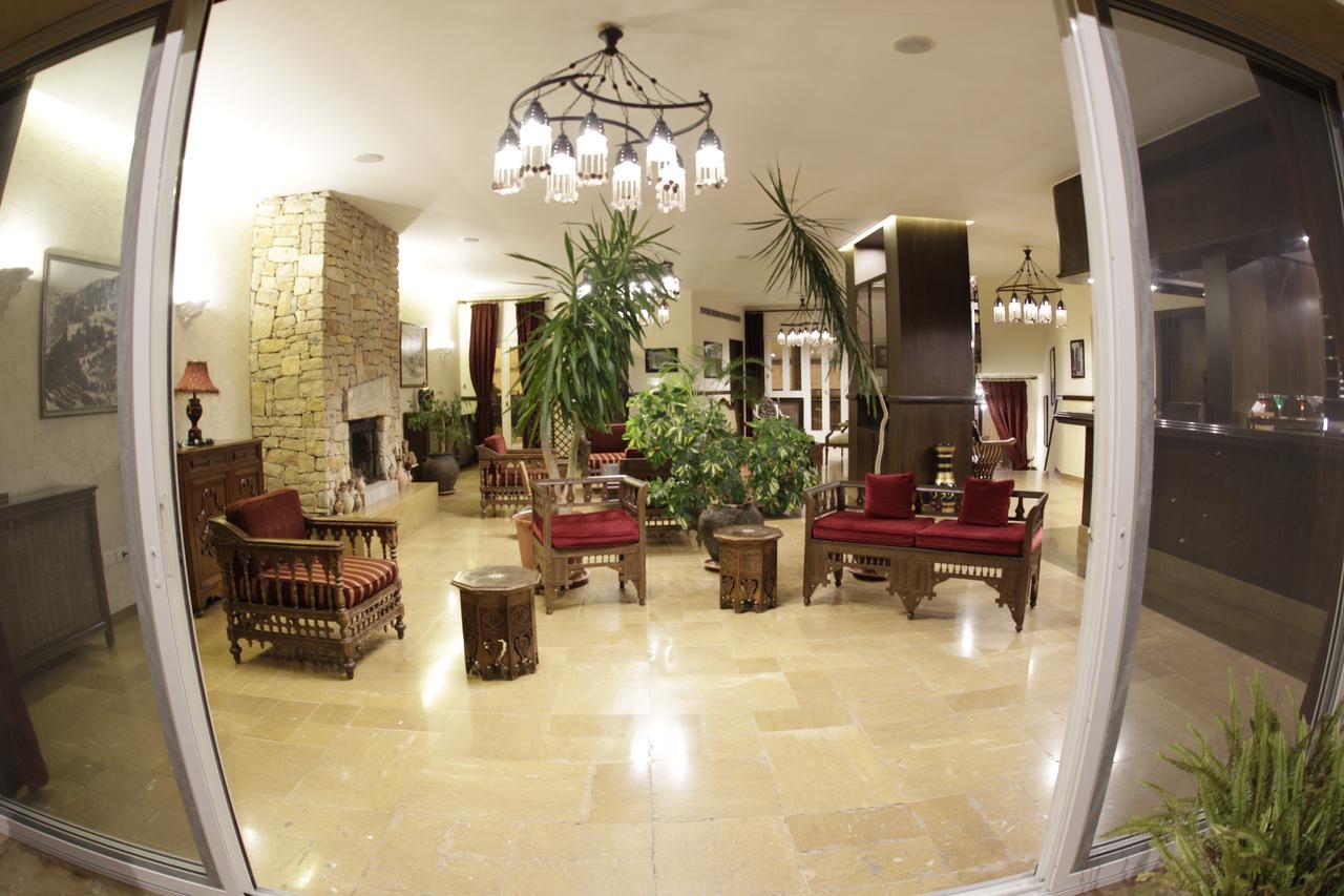 Quartier Suisse Hotel Броумана Екстериор снимка